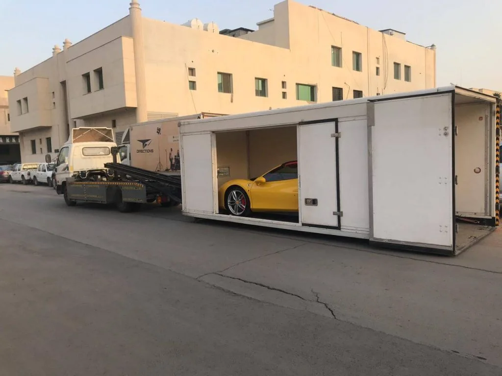 سطحة مغلقة